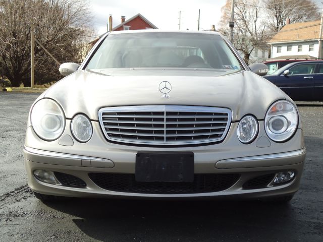 2005 Mercedes-Benz E-Class SLT W/ Hemi