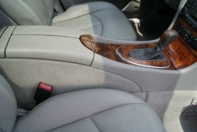 2005 Mercedes-Benz E-Class SXT