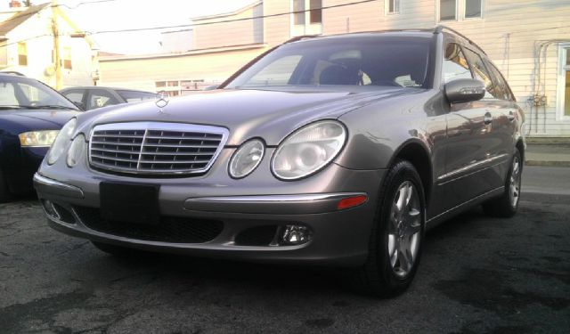 2005 Mercedes-Benz E-Class Technology Package