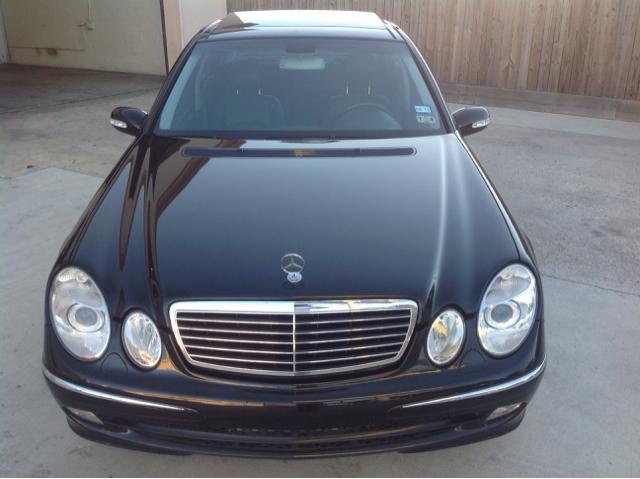 2005 Mercedes-Benz E-Class SLT W/ Hemi