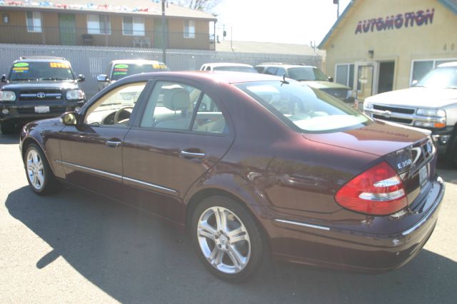 2006 Mercedes-Benz E-Class SE Sport