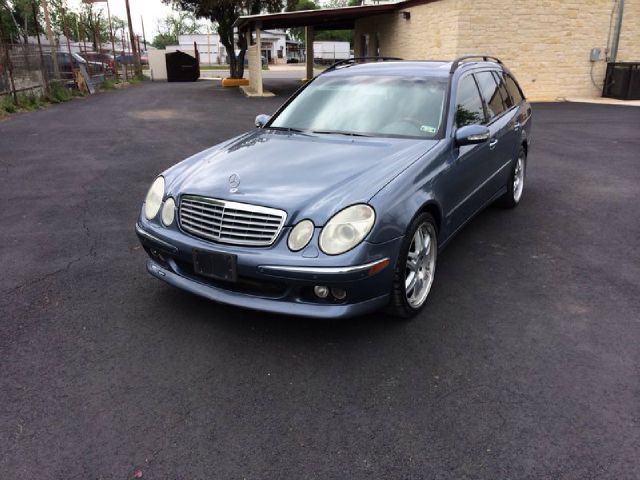 2006 Mercedes-Benz E-Class 1.8T Quattro Stunning CAR RED