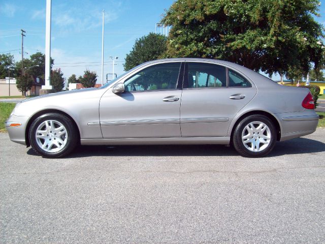 2006 Mercedes-Benz E-Class SE Sport