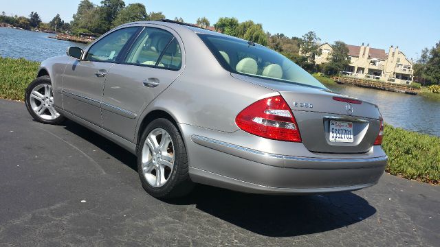 2006 Mercedes-Benz E-Class SE Sport