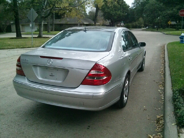 2006 Mercedes-Benz E-Class SE Sport