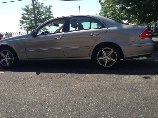 2006 Mercedes-Benz E-Class SE Sport