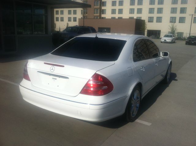 2006 Mercedes-Benz E-Class SE Sport