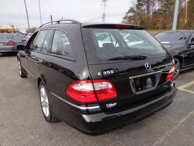 2006 Mercedes-Benz E-Class Ram 3500 Diesel 2-WD