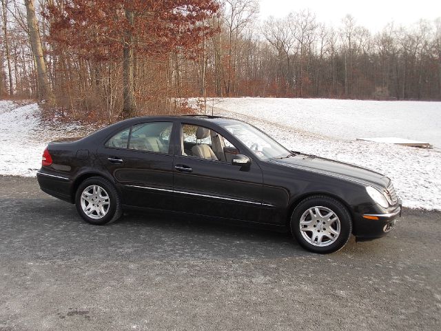 2006 Mercedes-Benz E-Class Base GLS