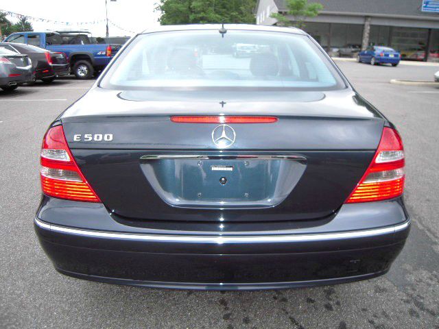 2006 Mercedes-Benz E-Class SLT W/ Hemi