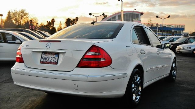 2006 Mercedes-Benz E-Class SE Sport