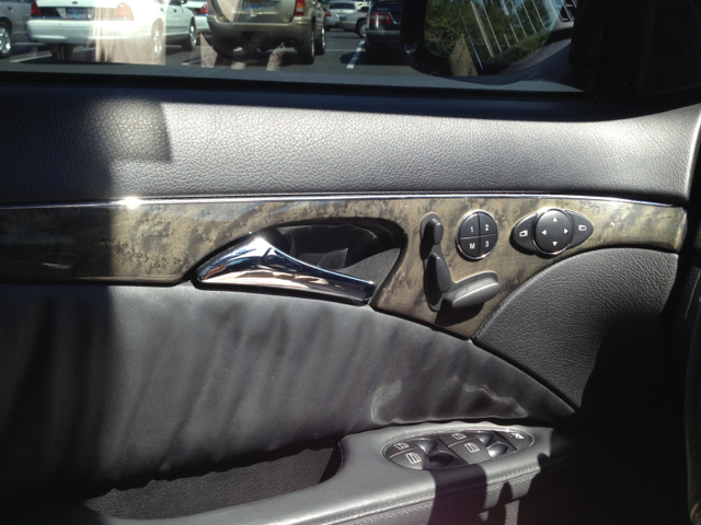 2008 Mercedes-Benz E-Class 4dr Sdn GLS Turbo Manual