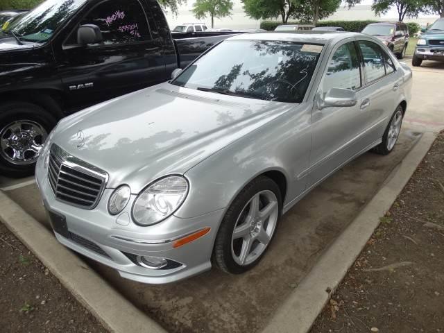 2009 Mercedes-Benz E-Class LS Flex Fuel 4x4 This Is One Of Our Best Bargains