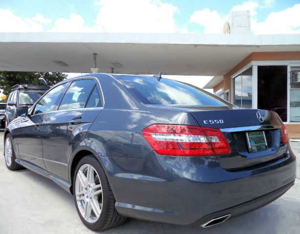 2010 Mercedes-Benz E-Class 4dr Sdn GLS Turbo Manual