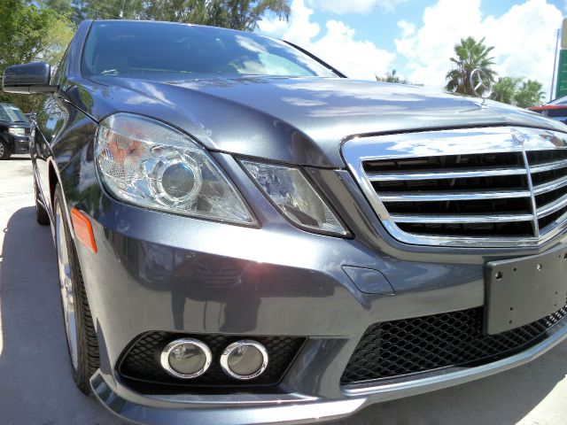 2010 Mercedes-Benz E-Class 4dr Sdn GLS Turbo Manual