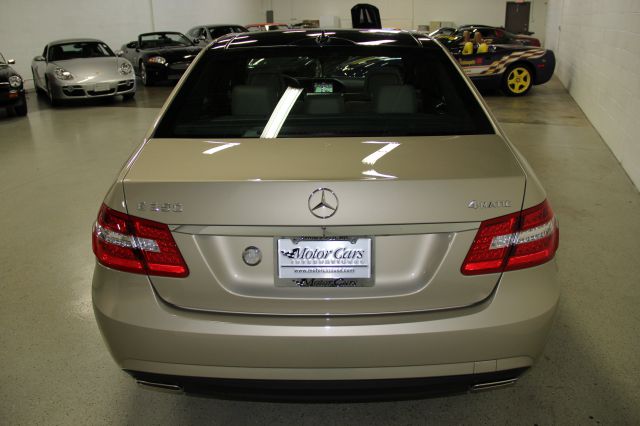 2010 Mercedes-Benz E-Class 2010 Nissan 2.0S