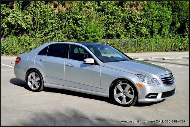 2010 Mercedes-Benz E-Class 4dr Sdn GLS Turbo Manual