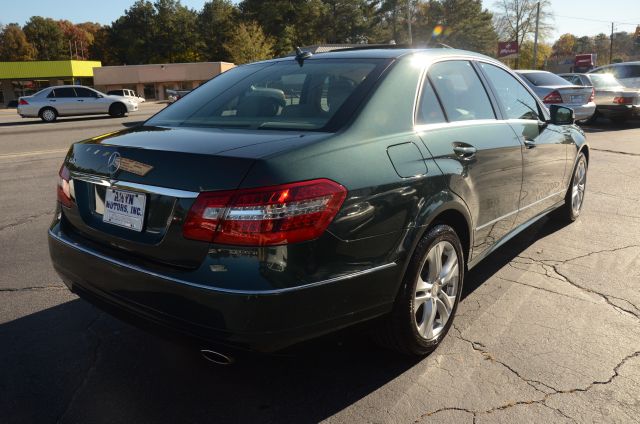 2010 Mercedes-Benz E-Class 4dr Sdn GLS Turbo Manual
