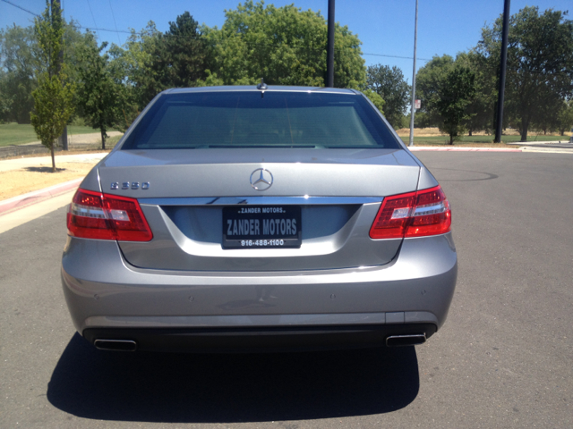 2010 Mercedes-Benz E-Class 4dr Sdn GLS Turbo Manual