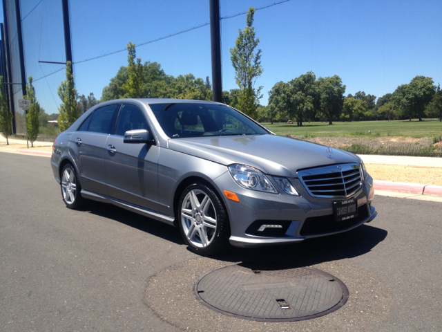 2010 Mercedes-Benz E-Class 4dr Sdn GLS Turbo Manual