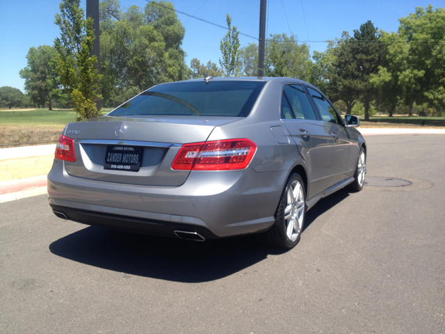 2010 Mercedes-Benz E-Class 4dr Sdn GLS Turbo Manual