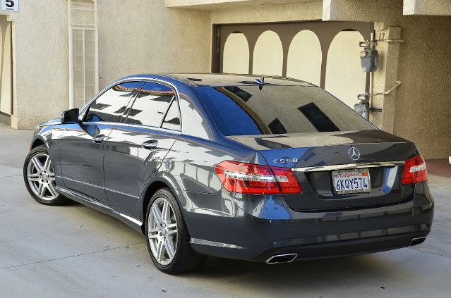 2010 Mercedes-Benz E-Class 2.5S W PWR Sunroof