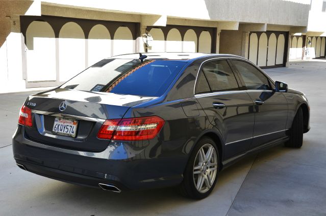 2010 Mercedes-Benz E-Class 2.5S W PWR Sunroof
