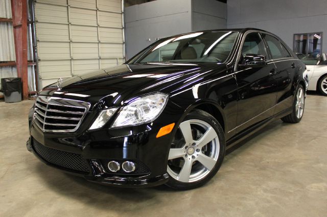 2010 Mercedes-Benz E-Class 4dr Sdn GLS Turbo Manual