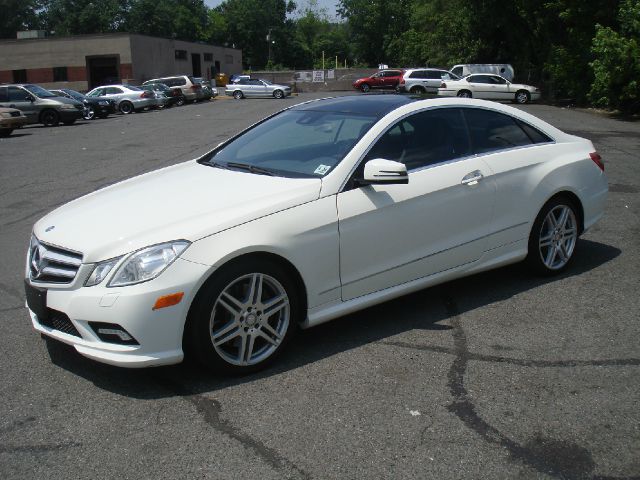 2010 Mercedes-Benz E-Class Supercrew 150 4WD