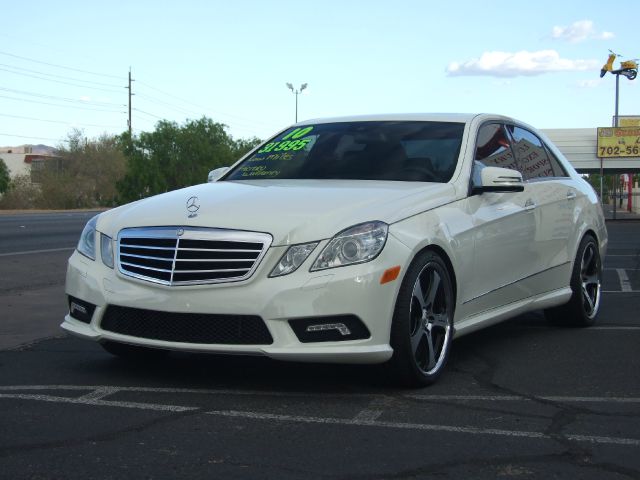 2010 Mercedes-Benz E-Class 4dr Sdn GLS Turbo Manual