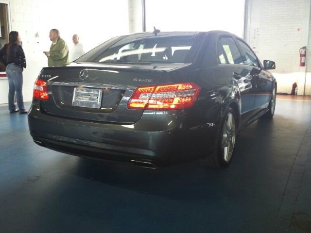 2010 Mercedes-Benz E-Class SR5 3.4L Manual