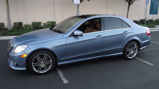 2010 Mercedes-Benz E-Class 4dr Sdn GLS Turbo Manual