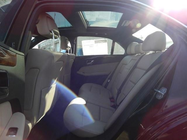 2010 Mercedes-Benz E-Class 2010 Nissan 2.0S