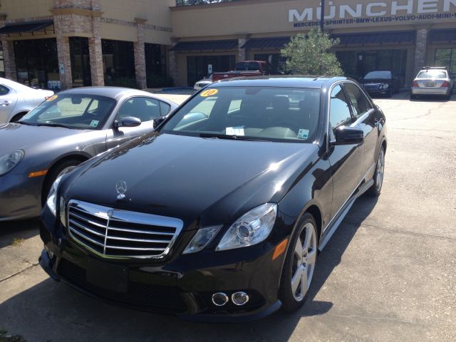 2010 Mercedes-Benz E-Class 4dr Sdn GLS Turbo Manual
