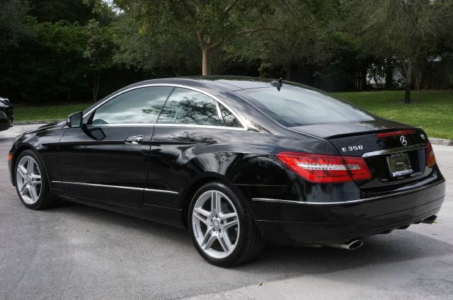 2011 Mercedes-Benz E-Class SE Sport