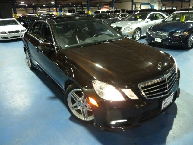 2011 Mercedes-Benz E-Class 2010 Nissan 2.0S