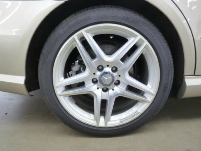 2011 Mercedes-Benz E-Class 2010 Nissan 2.0S