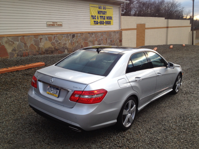 2011 Mercedes-Benz E-Class 2010 Nissan 2.0S