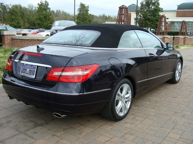 2011 Mercedes-Benz E-Class SE Sport
