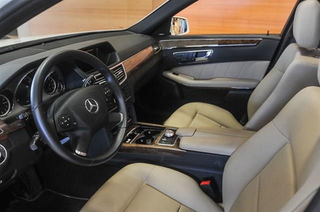 2011 Mercedes-Benz E-Class Rear-wheel Drive
