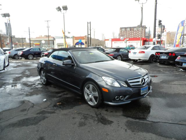 2011 Mercedes-Benz E-Class F150 4X2 LAR Limited S/crew145