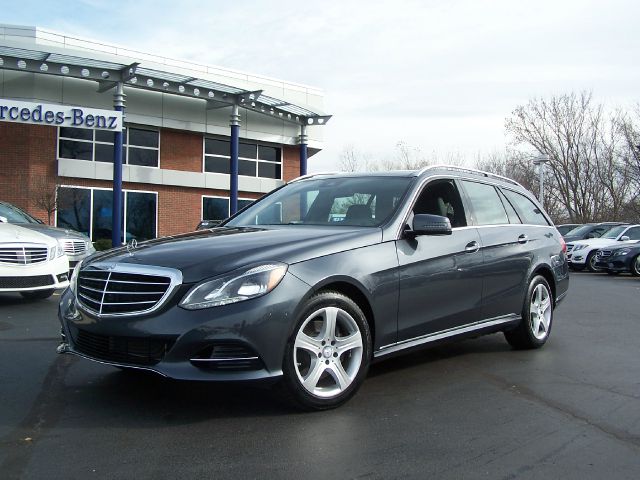 2014 Mercedes-Benz E-Class 4dr Sdn GLS Turbo Manual
