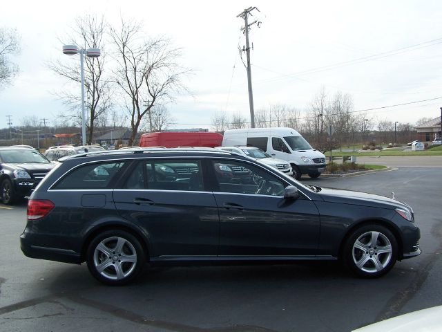 2014 Mercedes-Benz E-Class 4dr Sdn GLS Turbo Manual