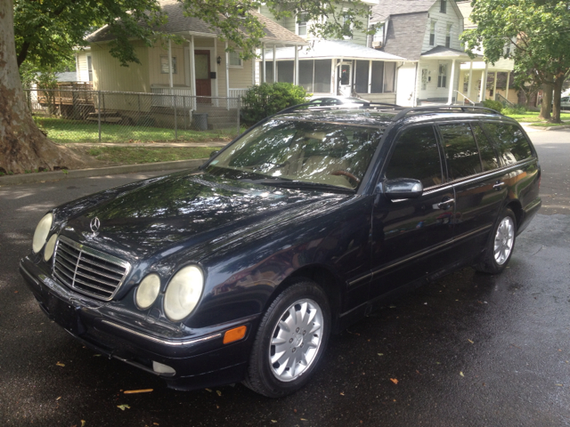 2000 Mercedes-Benz E-Class Wagon SXT