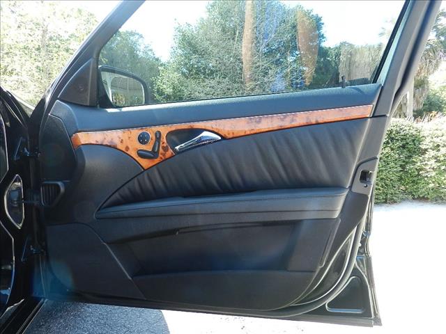 2007 Mercedes-Benz E550 Unknown