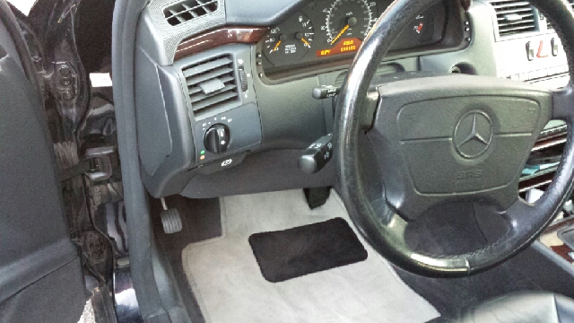 1996 Mercedes-Benz E 320 Unknown