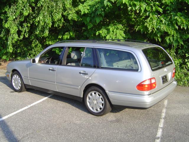 1999 Mercedes-Benz E Class 4dr Sedan 2.0sl (cvt) (Di