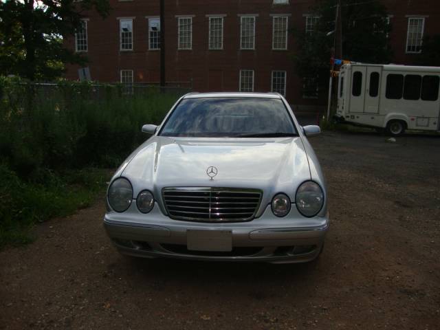2001 Mercedes-Benz E Class SXT