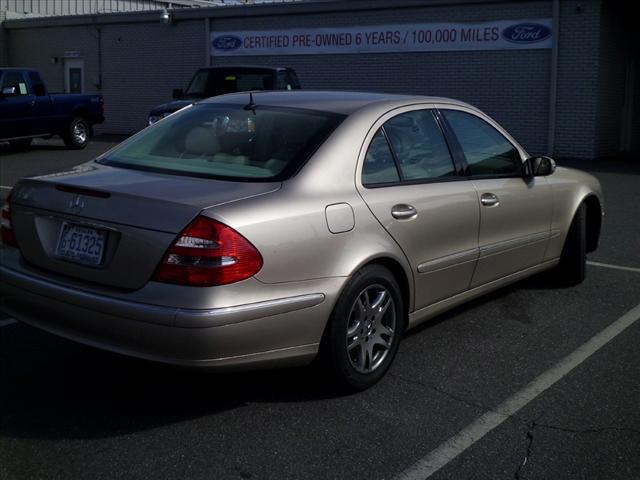 2003 Mercedes-Benz E Class SXT