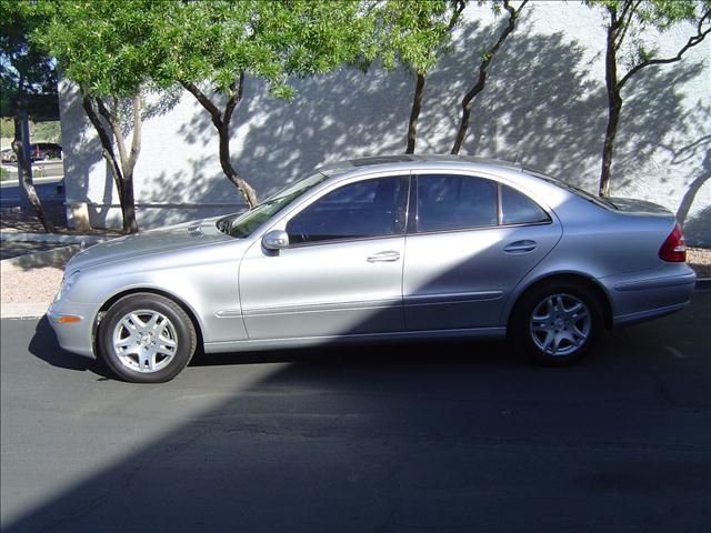 2003 Mercedes-Benz E Class SXT